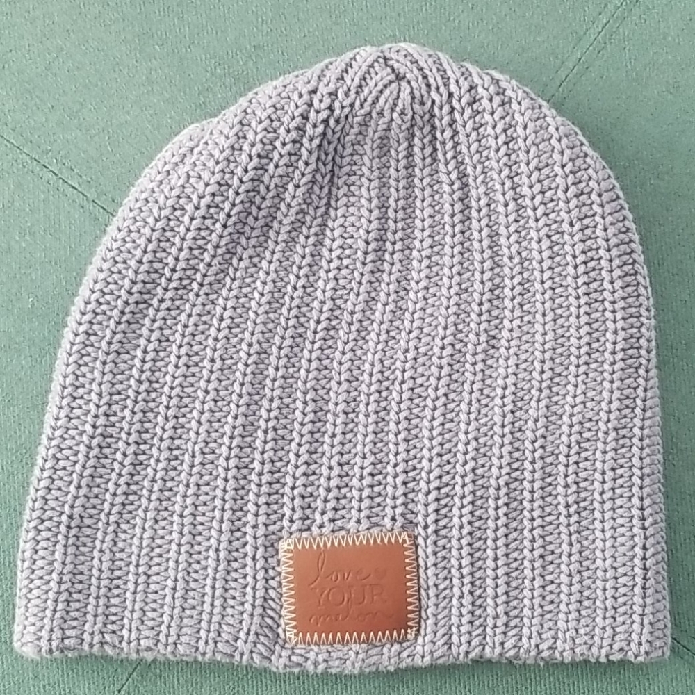 Love Your Melon beanie 💙